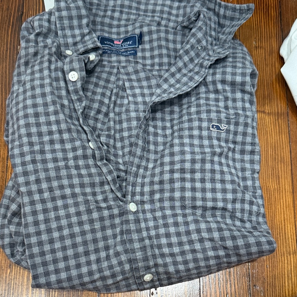Vineyard Vines Men's Blue and Gray Plaid Shirt